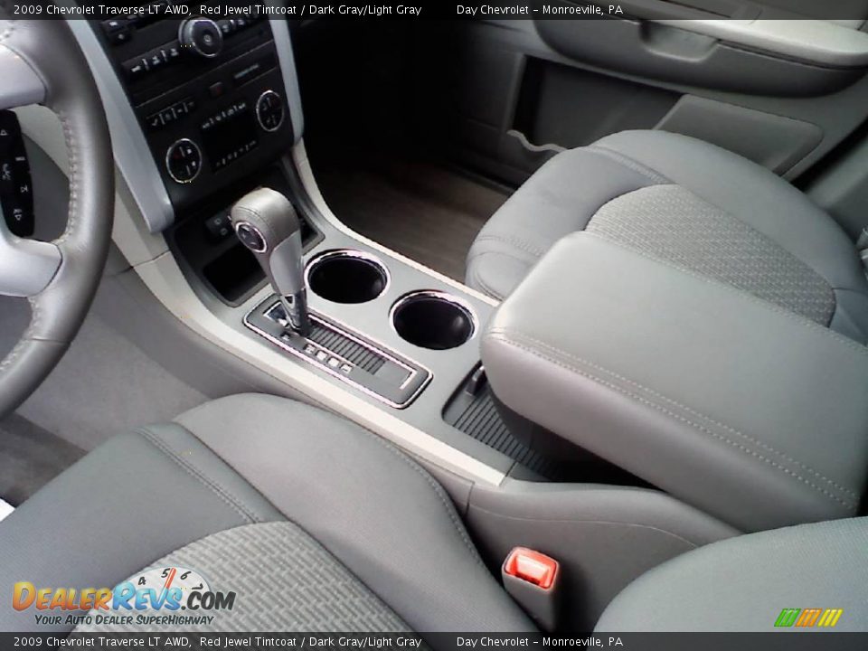 2009 Chevrolet Traverse LT AWD Red Jewel Tintcoat / Dark Gray/Light Gray Photo #11