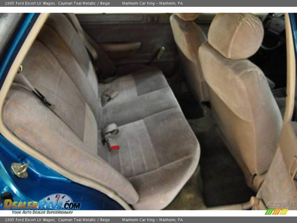 1995 Ford Escort LX Wagon Cayman Teal Metallic / Beige Photo #13