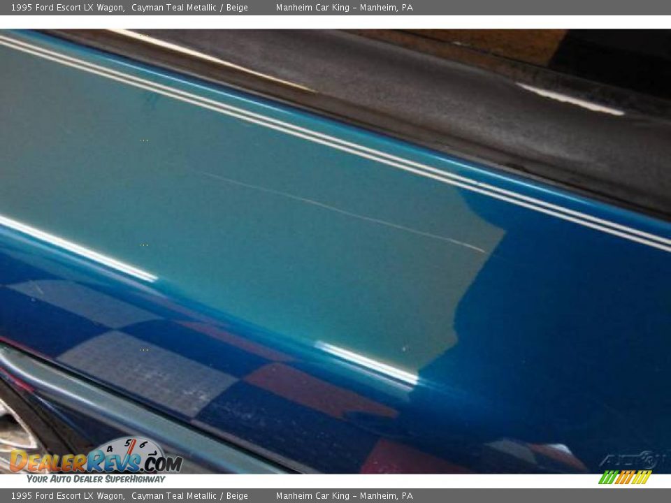 1995 Ford Escort LX Wagon Cayman Teal Metallic / Beige Photo #21
