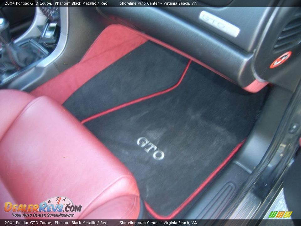 2004 Pontiac GTO Coupe Phantom Black Metallic / Red Photo #13