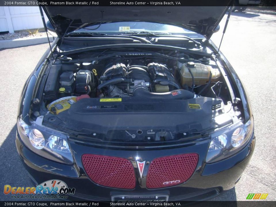 2004 Pontiac GTO Coupe Phantom Black Metallic / Red Photo #19