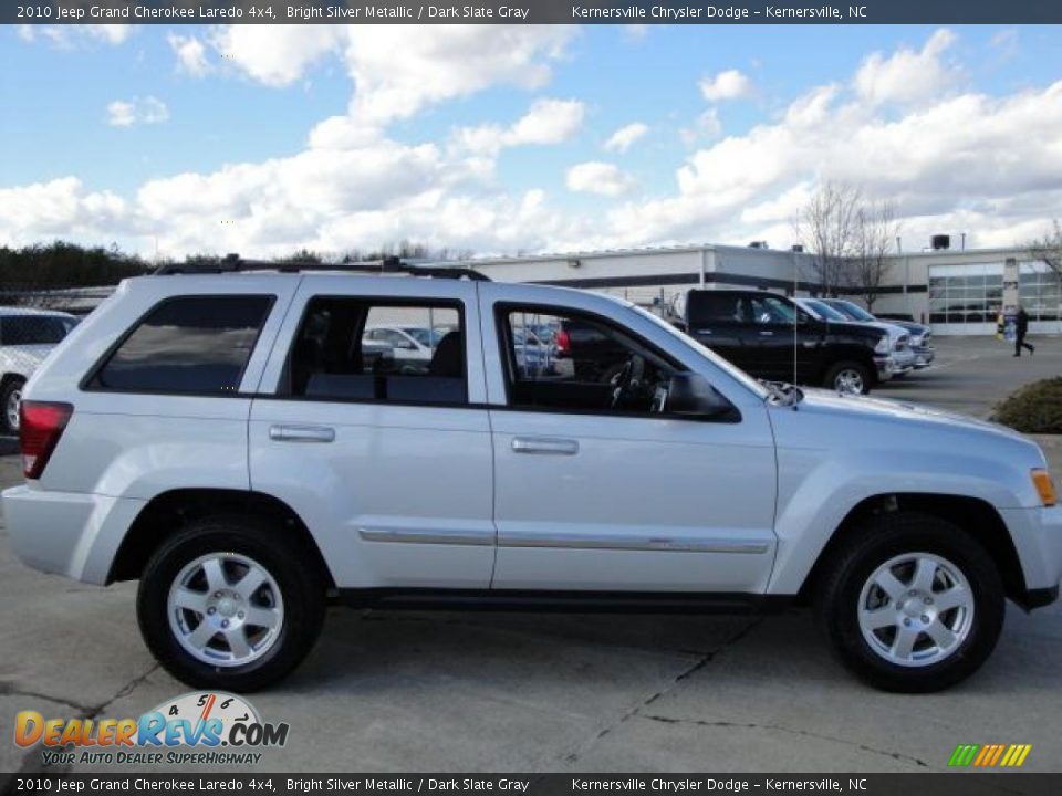 2010 Jeep Grand Cherokee Laredo 4x4 Bright Silver Metallic / Dark Slate Gray Photo #5