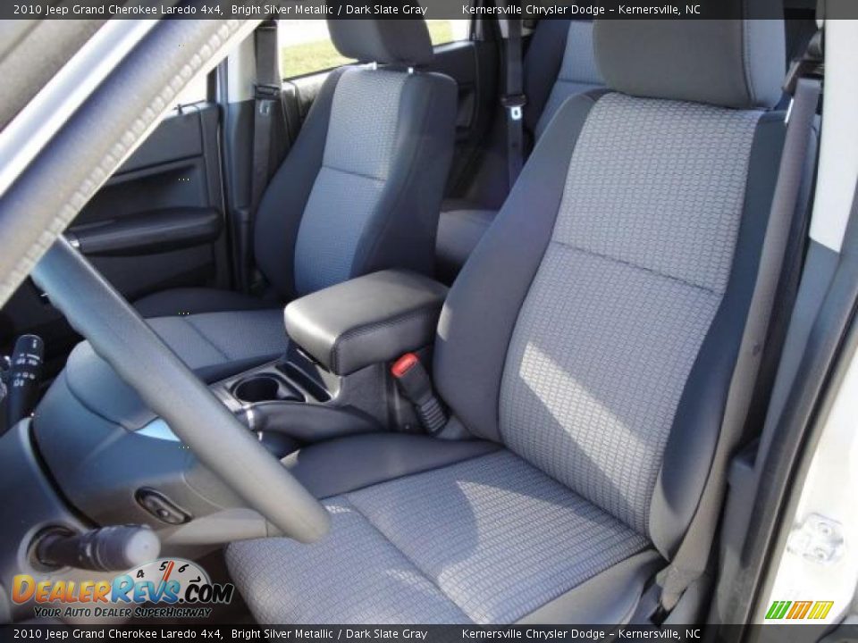 2010 Jeep Grand Cherokee Laredo 4x4 Bright Silver Metallic / Dark Slate Gray Photo #8