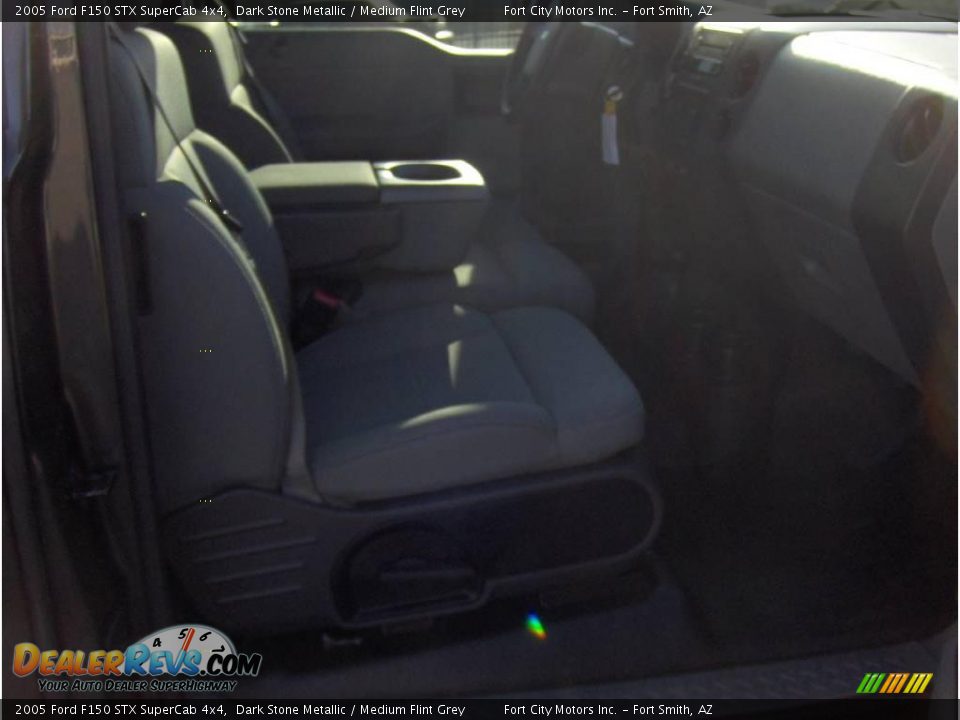 2005 Ford F150 STX SuperCab 4x4 Dark Stone Metallic / Medium Flint Grey Photo #6