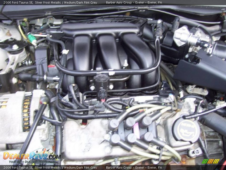 2006 Ford Taurus SE Silver Frost Metallic / Medium/Dark Flint Grey Photo #11