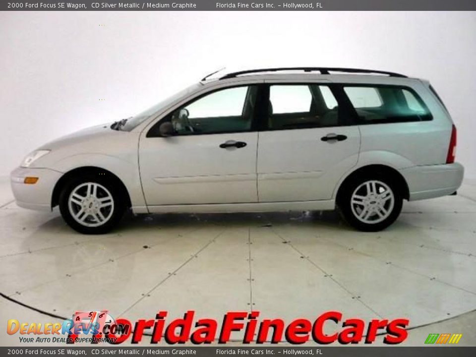 2000 Ford Focus SE Wagon CD Silver Metallic / Medium Graphite Photo #3