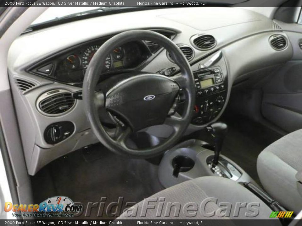2000 Ford Focus SE Wagon CD Silver Metallic / Medium Graphite Photo #11
