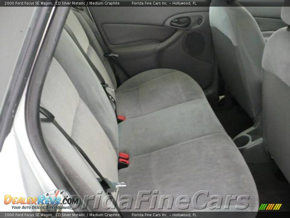 2000 Ford Focus SE Wagon CD Silver Metallic / Medium Graphite Photo #13
