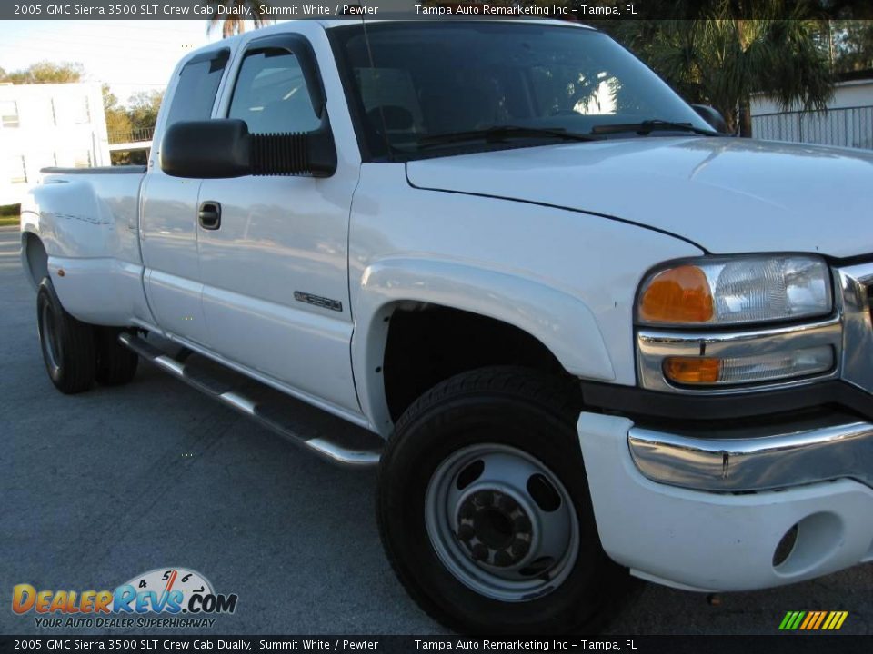 2005 GMC Sierra 3500 SLT Crew Cab Dually Summit White / Pewter Photo #3
