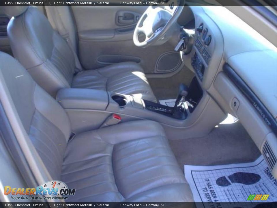 1999 Chevrolet Lumina LTZ Light Driftwood Metallic / Neutral Photo #17