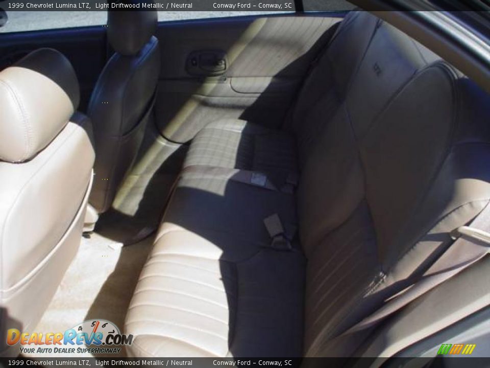 1999 Chevrolet Lumina LTZ Light Driftwood Metallic / Neutral Photo #19