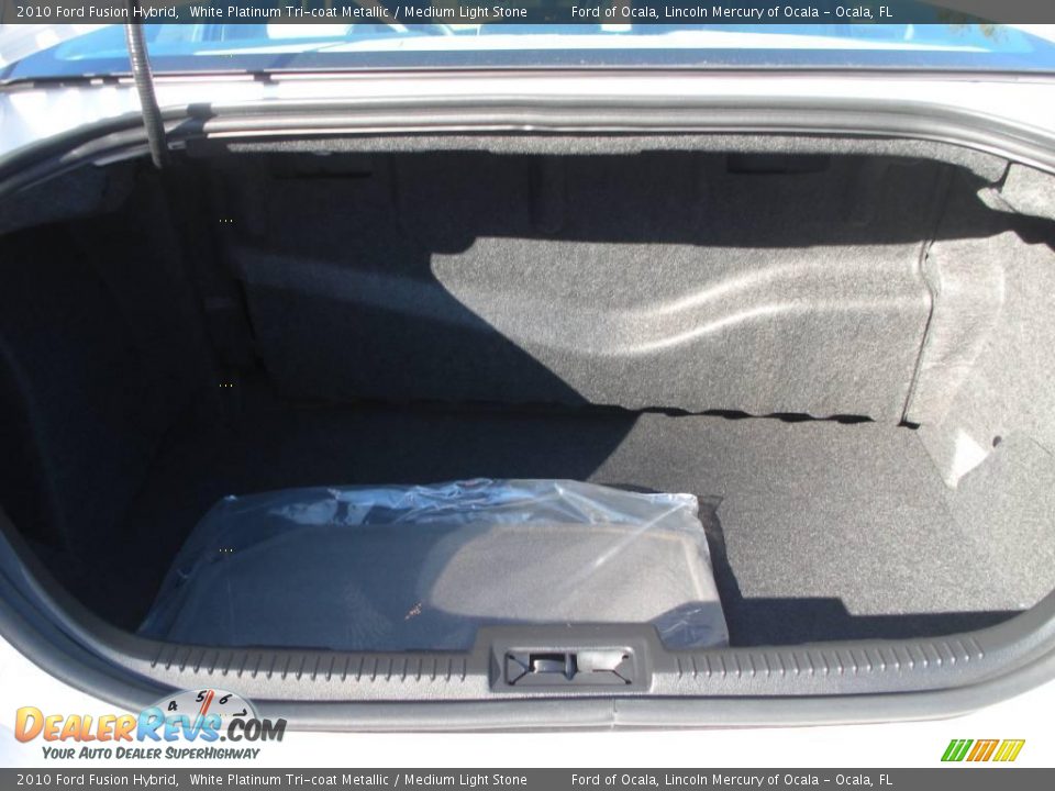 2010 Ford Fusion Hybrid White Platinum Tri-coat Metallic / Medium Light Stone Photo #10