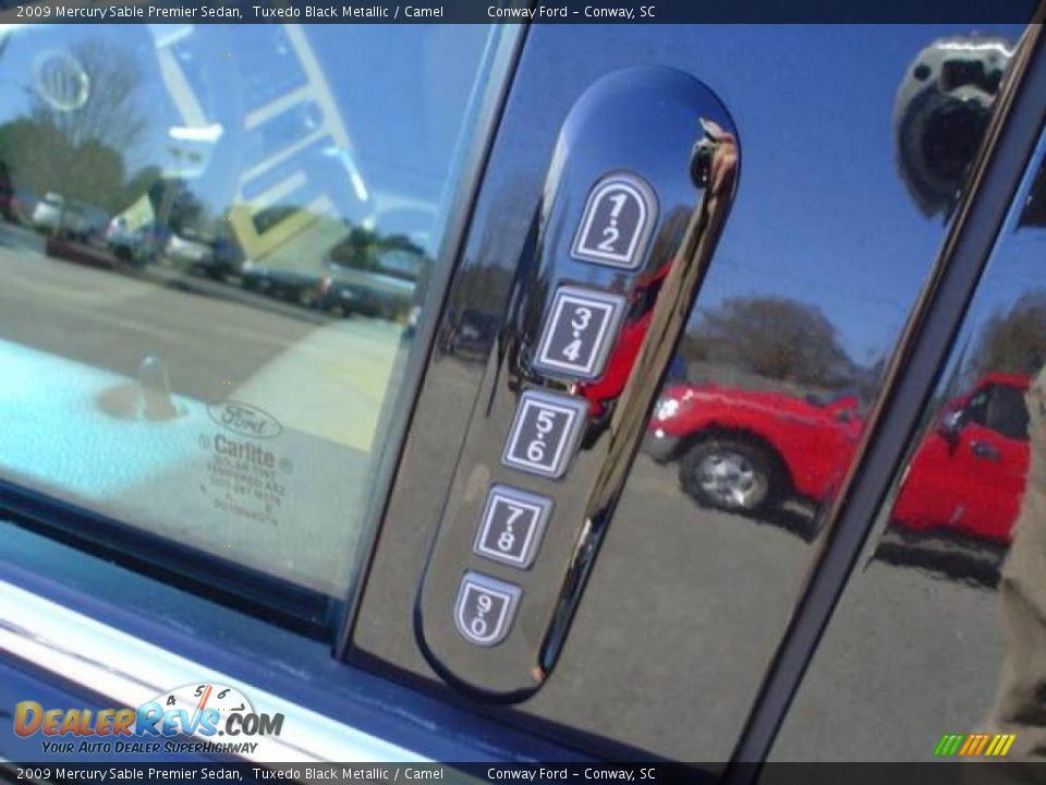 2009 Mercury Sable Premier Sedan Tuxedo Black Metallic / Camel Photo #10