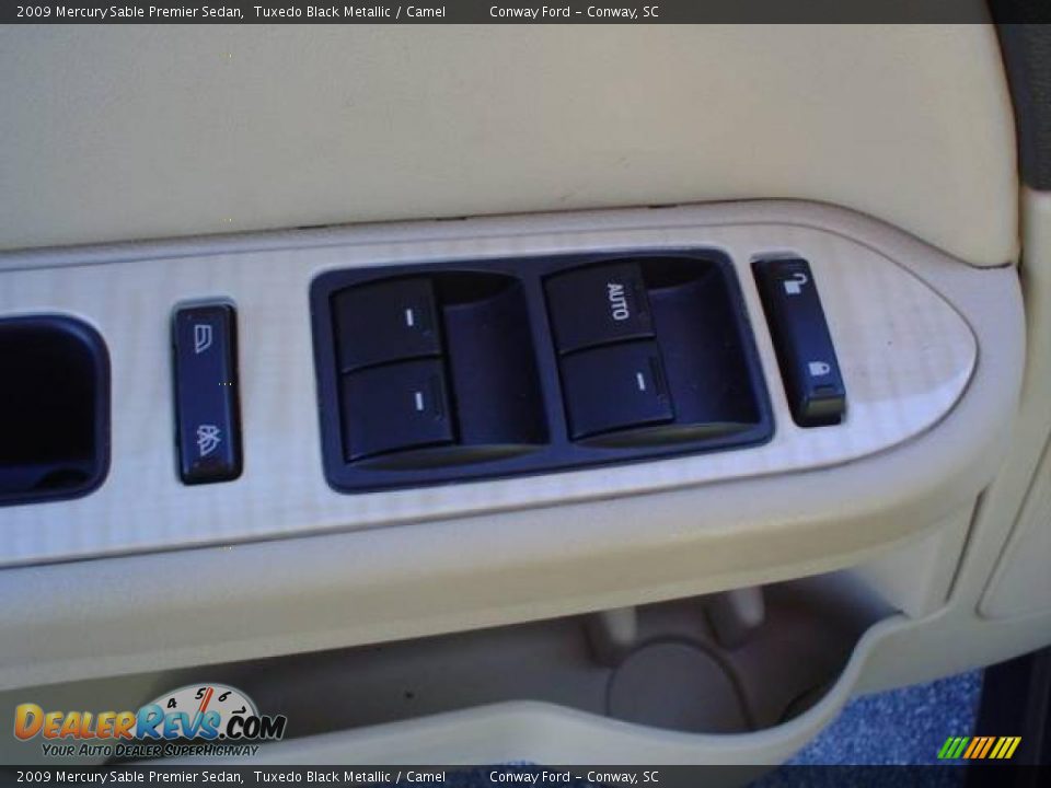 2009 Mercury Sable Premier Sedan Tuxedo Black Metallic / Camel Photo #23