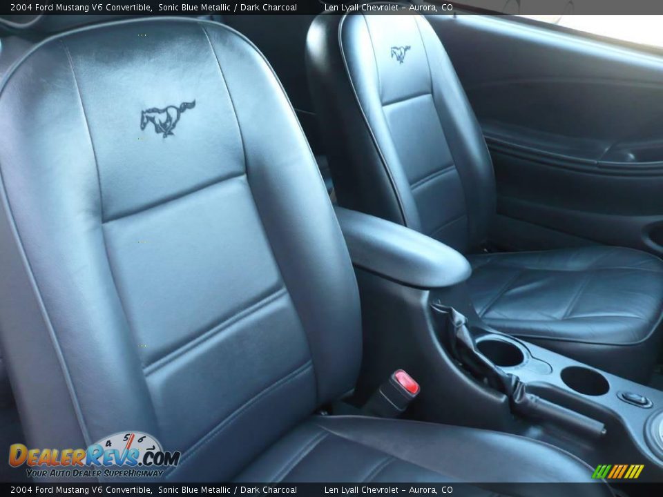 2004 Ford Mustang V6 Convertible Sonic Blue Metallic / Dark Charcoal Photo #11
