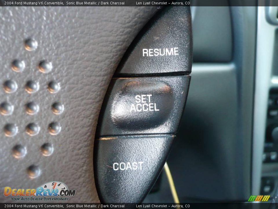 2004 Ford Mustang V6 Convertible Sonic Blue Metallic / Dark Charcoal Photo #18