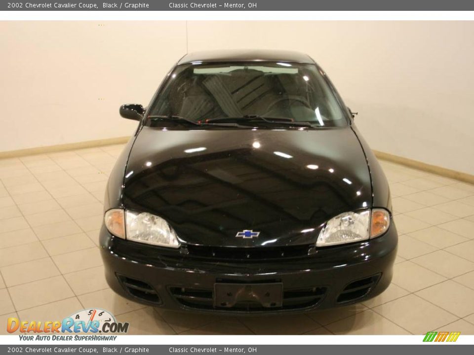 2002 Chevrolet Cavalier Coupe Black / Graphite Photo #2