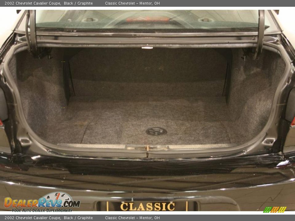 2002 Chevrolet Cavalier Coupe Black / Graphite Photo #16