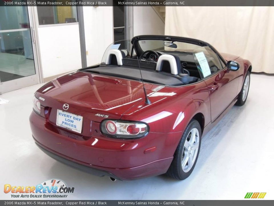 2006 Mazda MX-5 Miata Roadster Copper Red Mica / Black Photo #4