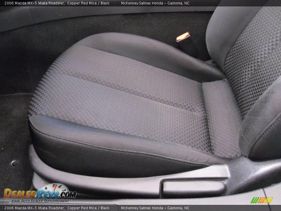2006 Mazda MX-5 Miata Roadster Copper Red Mica / Black Photo #8