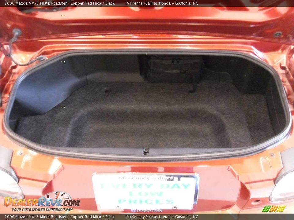 2006 Mazda MX-5 Miata Roadster Copper Red Mica / Black Photo #15