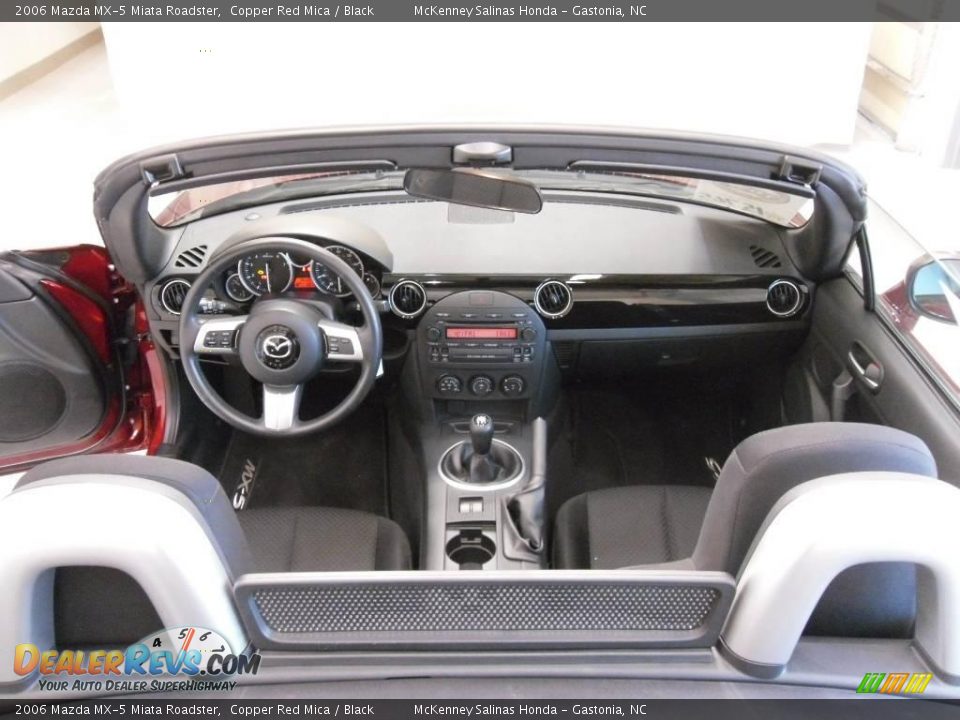 2006 Mazda MX-5 Miata Roadster Copper Red Mica / Black Photo #19