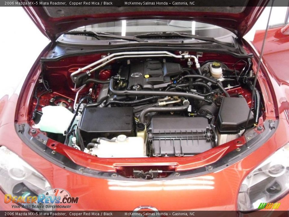 2006 Mazda MX-5 Miata Roadster Copper Red Mica / Black Photo #20