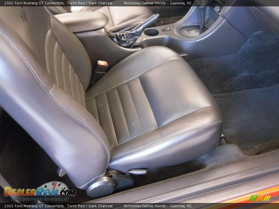 2002 Ford Mustang GT Convertible Torch Red / Dark Charcoal Photo #15