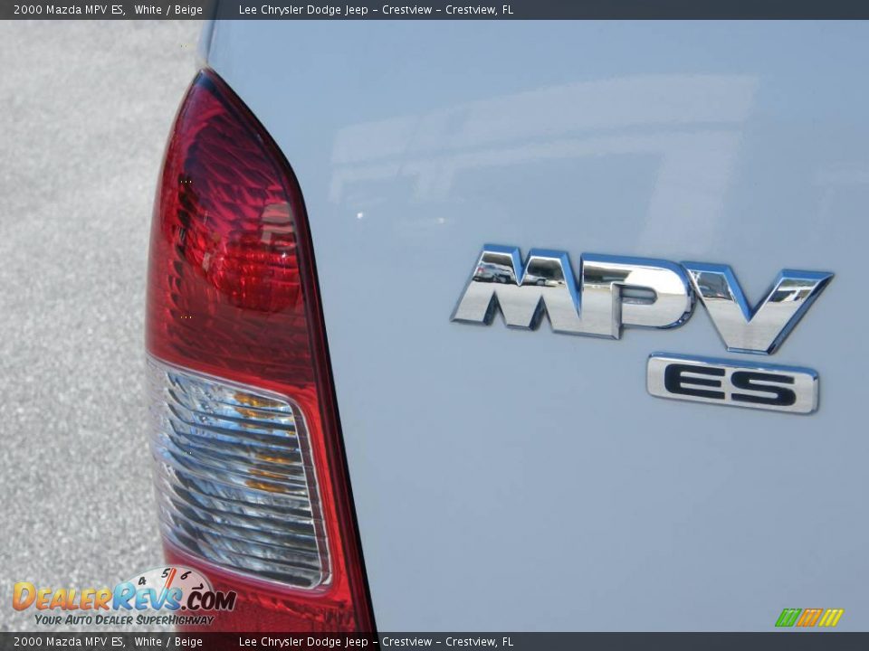 2000 Mazda MPV ES White / Beige Photo #10