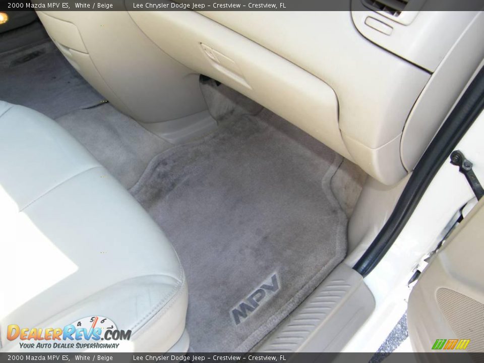 2000 Mazda MPV ES White / Beige Photo #29