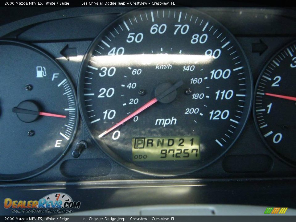 2000 Mazda MPV ES White / Beige Photo #31