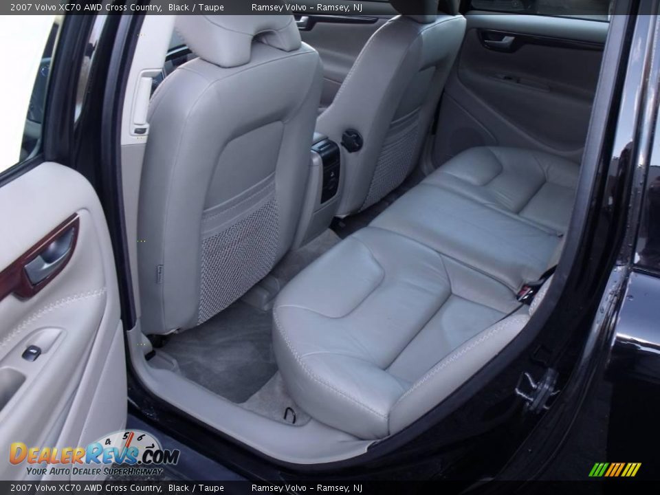 2007 Volvo XC70 AWD Cross Country Black / Taupe Photo #12