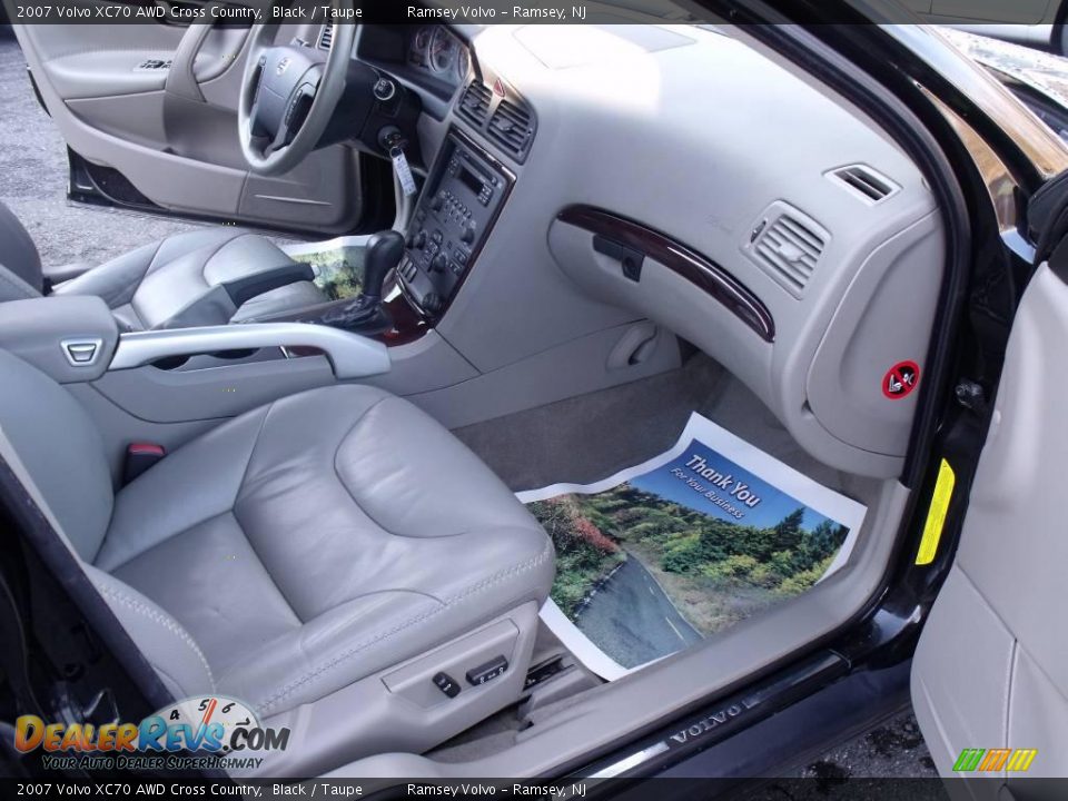 2007 Volvo XC70 AWD Cross Country Black / Taupe Photo #14