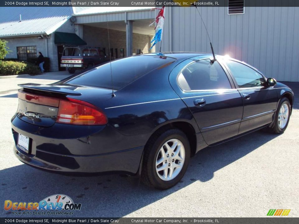 2004 Dodge Intrepid SE Midnight Blue Pearl / Dark Slate Gray Photo #8