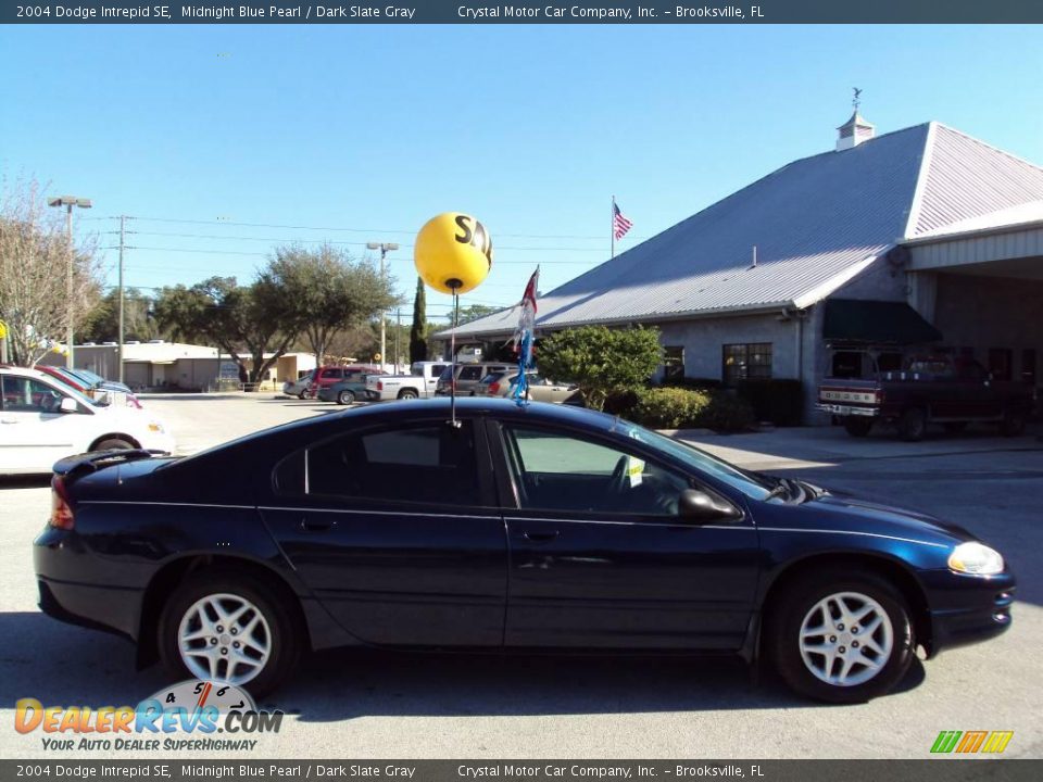 2004 Dodge Intrepid SE Midnight Blue Pearl / Dark Slate Gray Photo #9