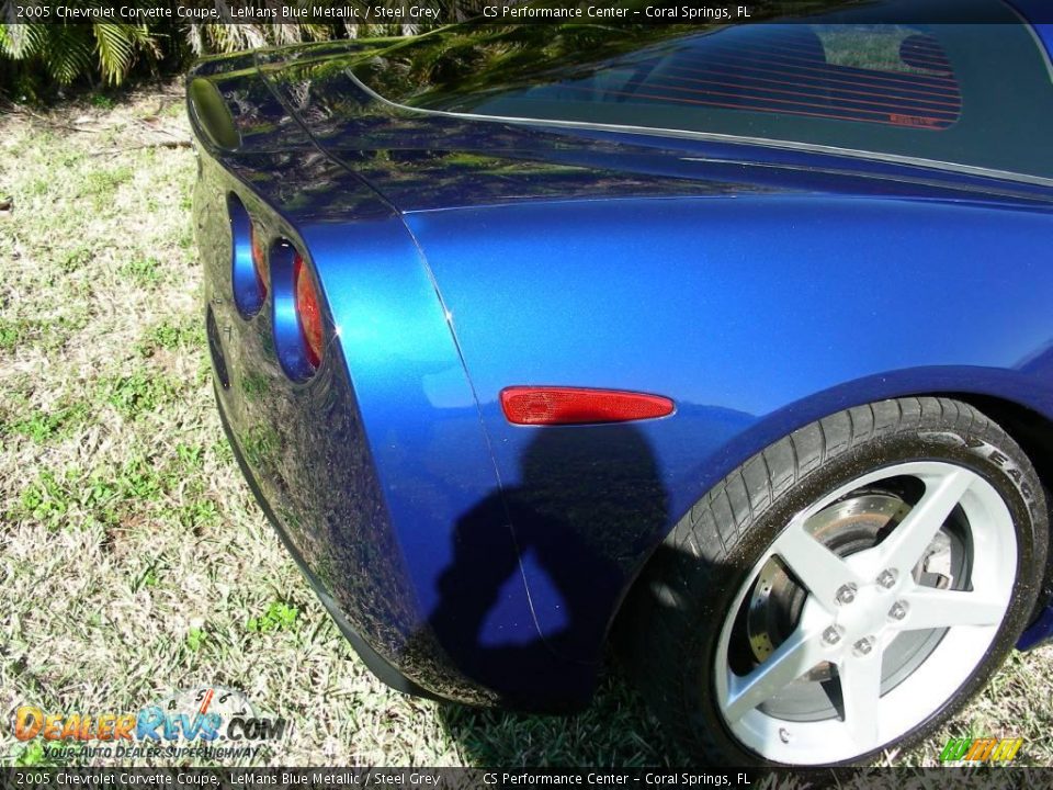 2005 Chevrolet Corvette Coupe LeMans Blue Metallic / Steel Grey Photo #34