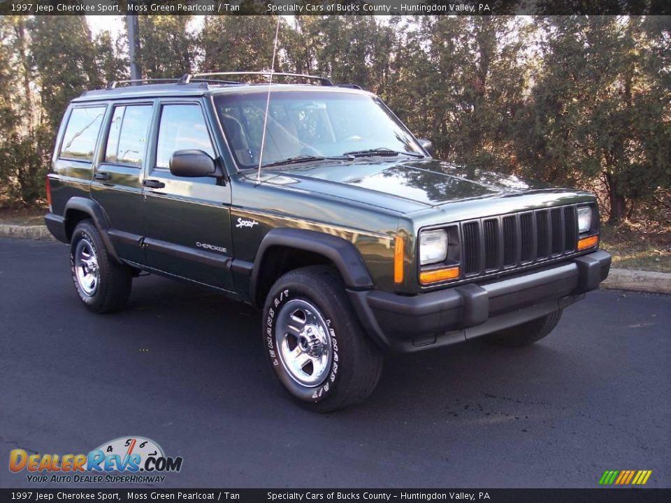 1997 Jeep Cherokee Sport Moss Green Pearlcoat / Tan Photo #14