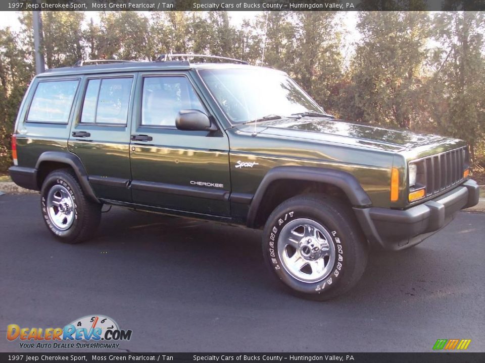 1997 Jeep Cherokee Sport Moss Green Pearlcoat / Tan Photo #15