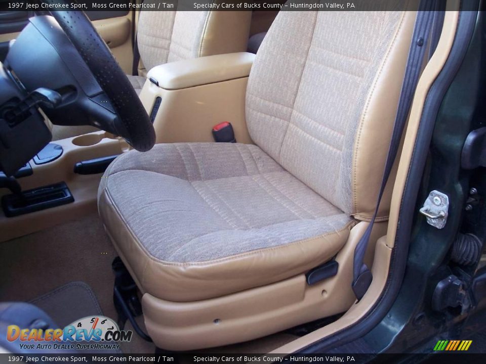 1997 Jeep Cherokee Sport Moss Green Pearlcoat / Tan Photo #30