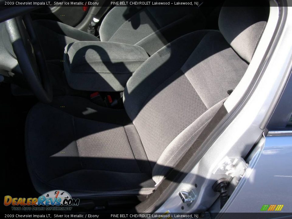 2009 Chevrolet Impala LT Silver Ice Metallic / Ebony Photo #10