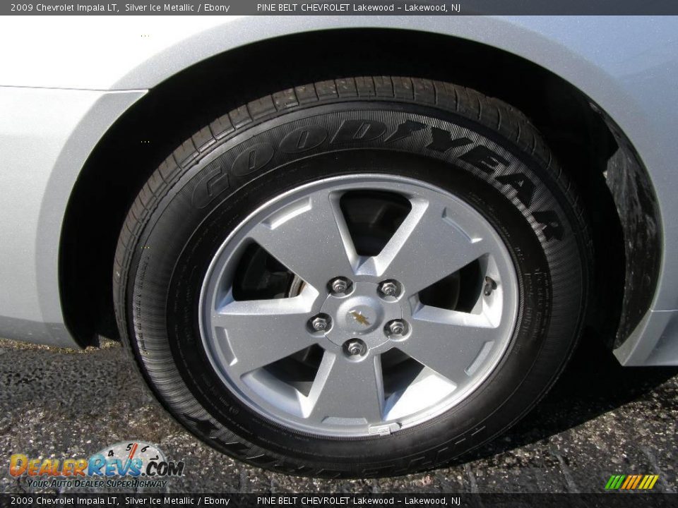 2009 Chevrolet Impala LT Silver Ice Metallic / Ebony Photo #13