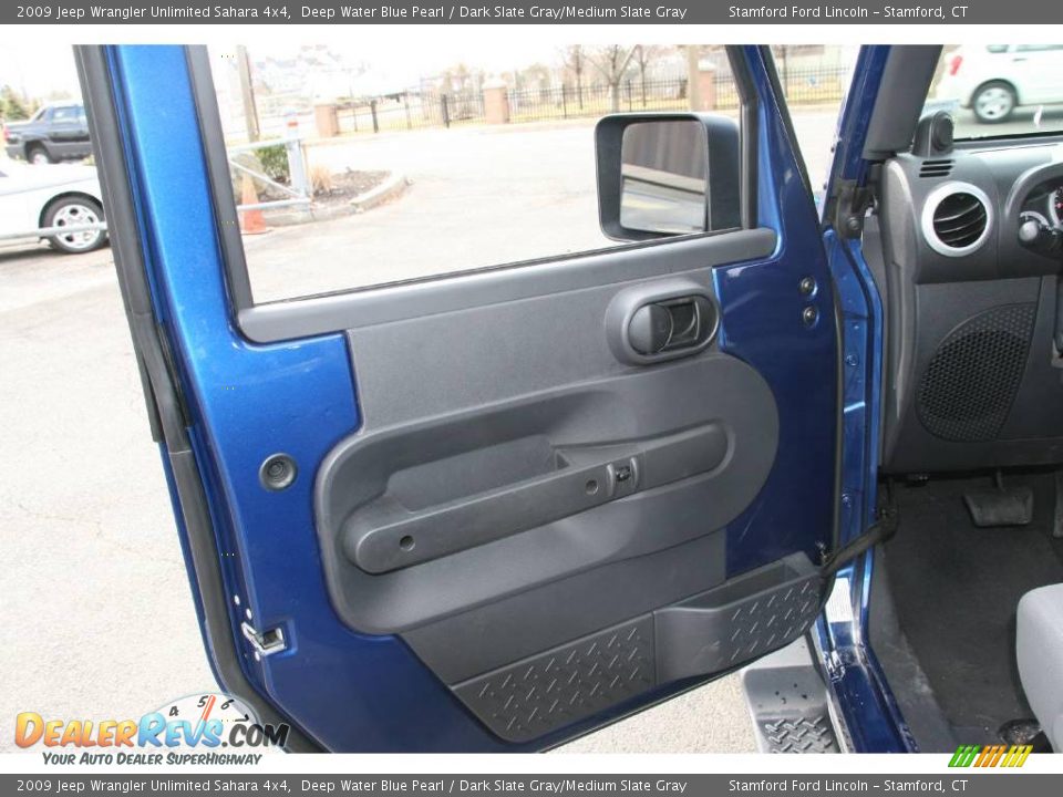 2009 Jeep Wrangler Unlimited Sahara 4x4 Deep Water Blue Pearl / Dark Slate Gray/Medium Slate Gray Photo #12
