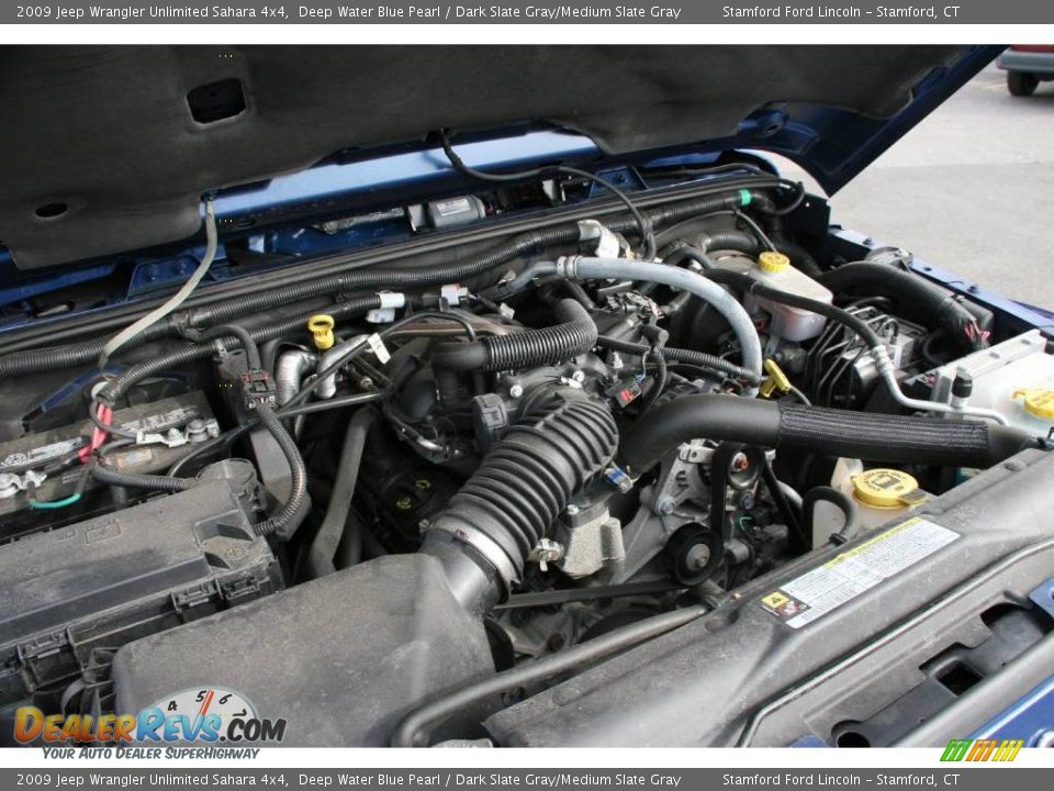 2009 Jeep Wrangler Unlimited Sahara 4x4 Deep Water Blue Pearl / Dark Slate Gray/Medium Slate Gray Photo #19