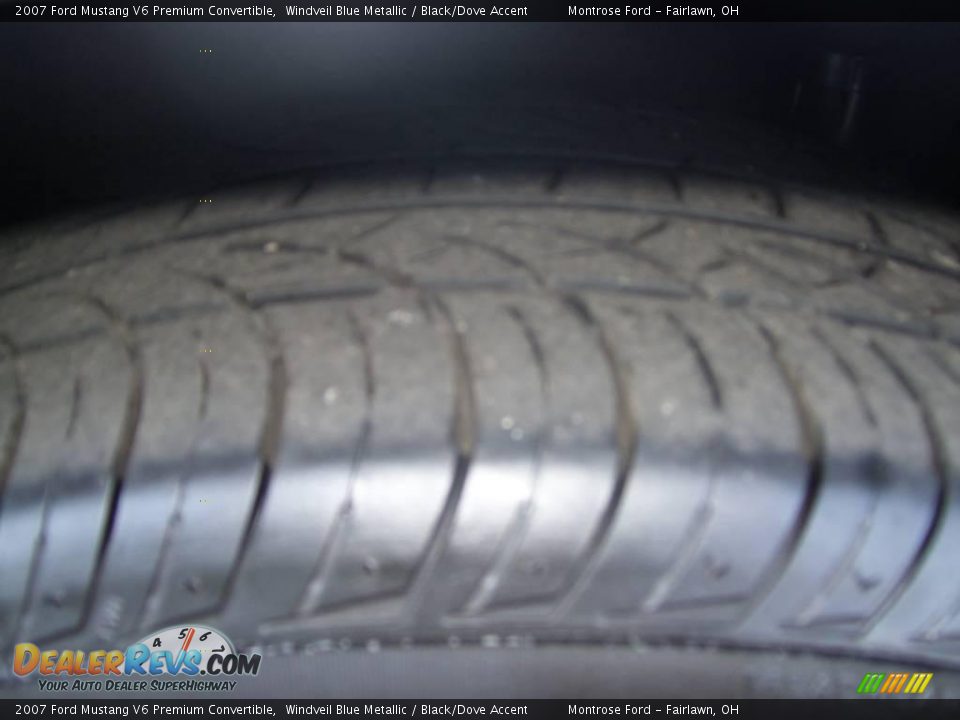 2007 Ford Mustang V6 Premium Convertible Windveil Blue Metallic / Black/Dove Accent Photo #12