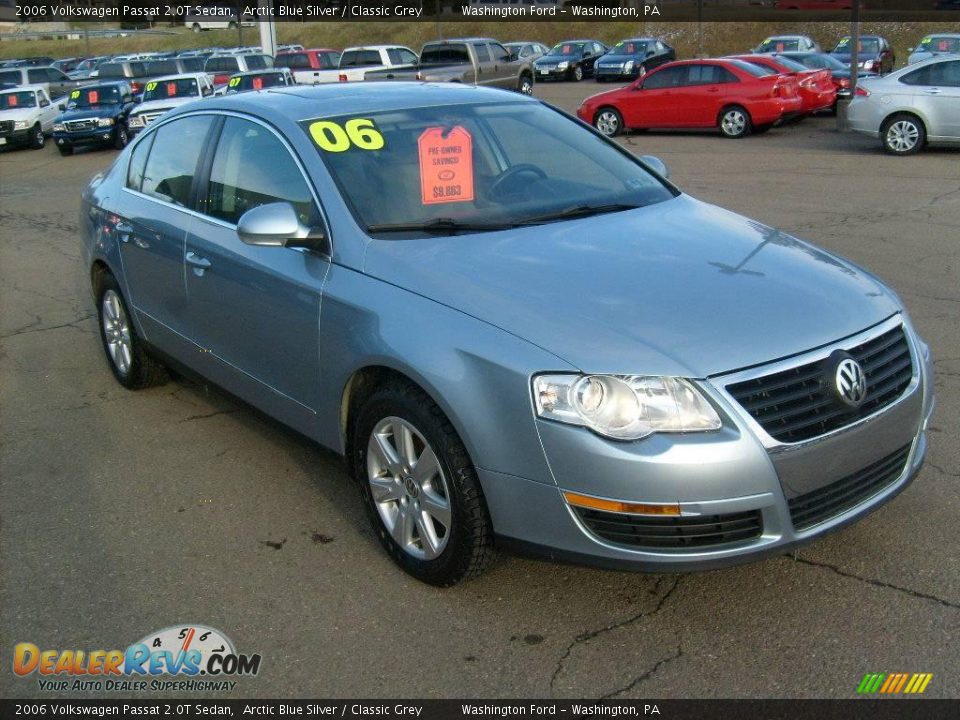 2006 Volkswagen Passat 2.0T Sedan Arctic Blue Silver / Classic Grey Photo #10