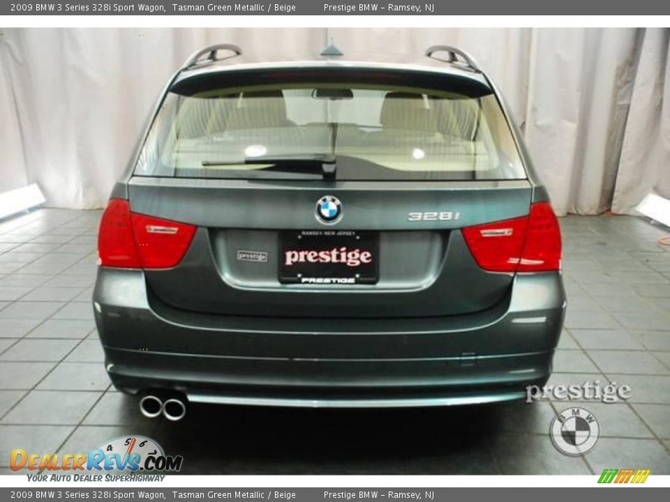 2009 BMW 3 Series 328i Sport Wagon Tasman Green Metallic / Beige Photo #2