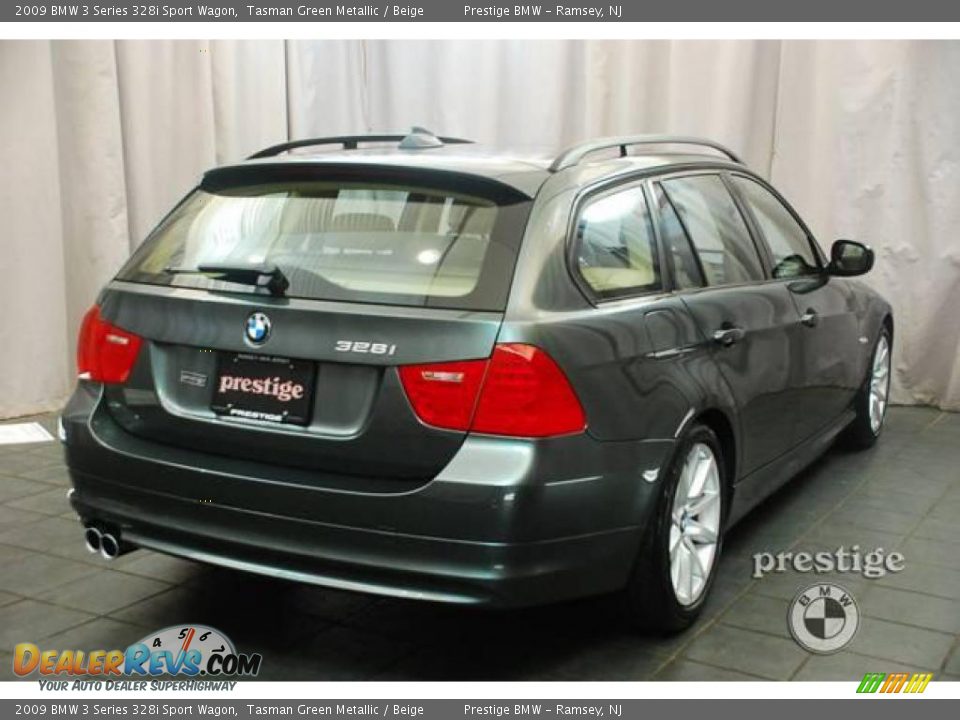 2009 BMW 3 Series 328i Sport Wagon Tasman Green Metallic / Beige Photo #4
