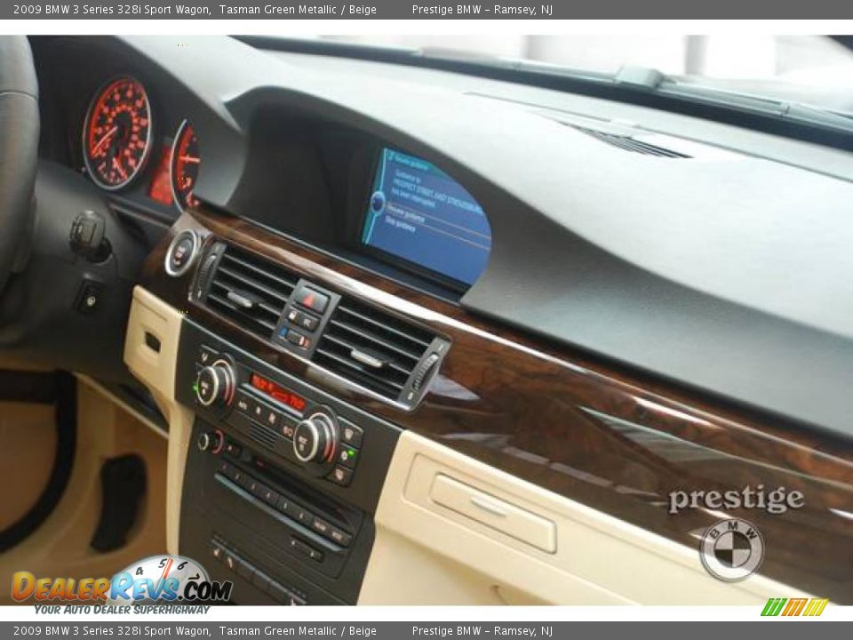 2009 BMW 3 Series 328i Sport Wagon Tasman Green Metallic / Beige Photo #12