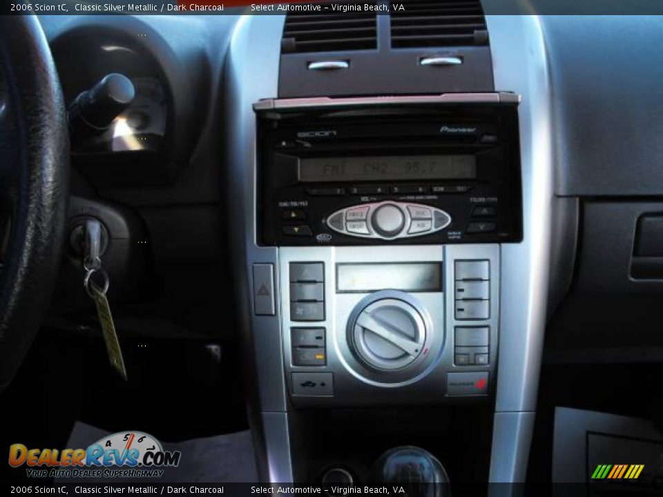2006 Scion tC Classic Silver Metallic / Dark Charcoal Photo #11