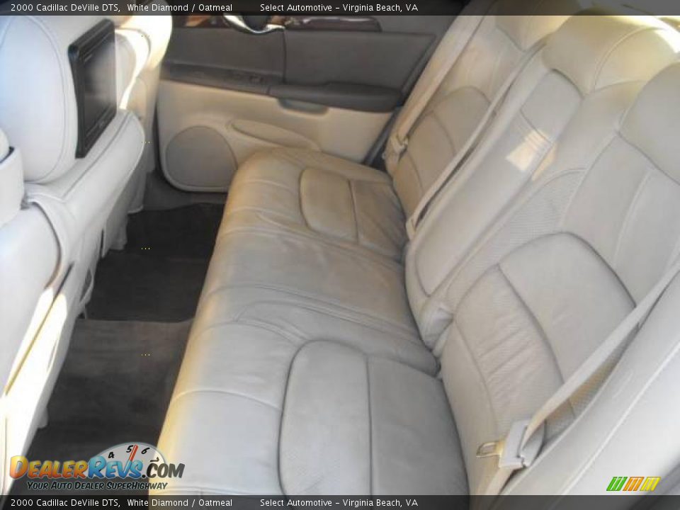 2000 Cadillac DeVille DTS White Diamond / Oatmeal Photo #15